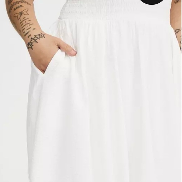 Torrid Sleeveless White Waist-Defined Midi Dress size 3 and 4 available NWT - Picture 5 of 7